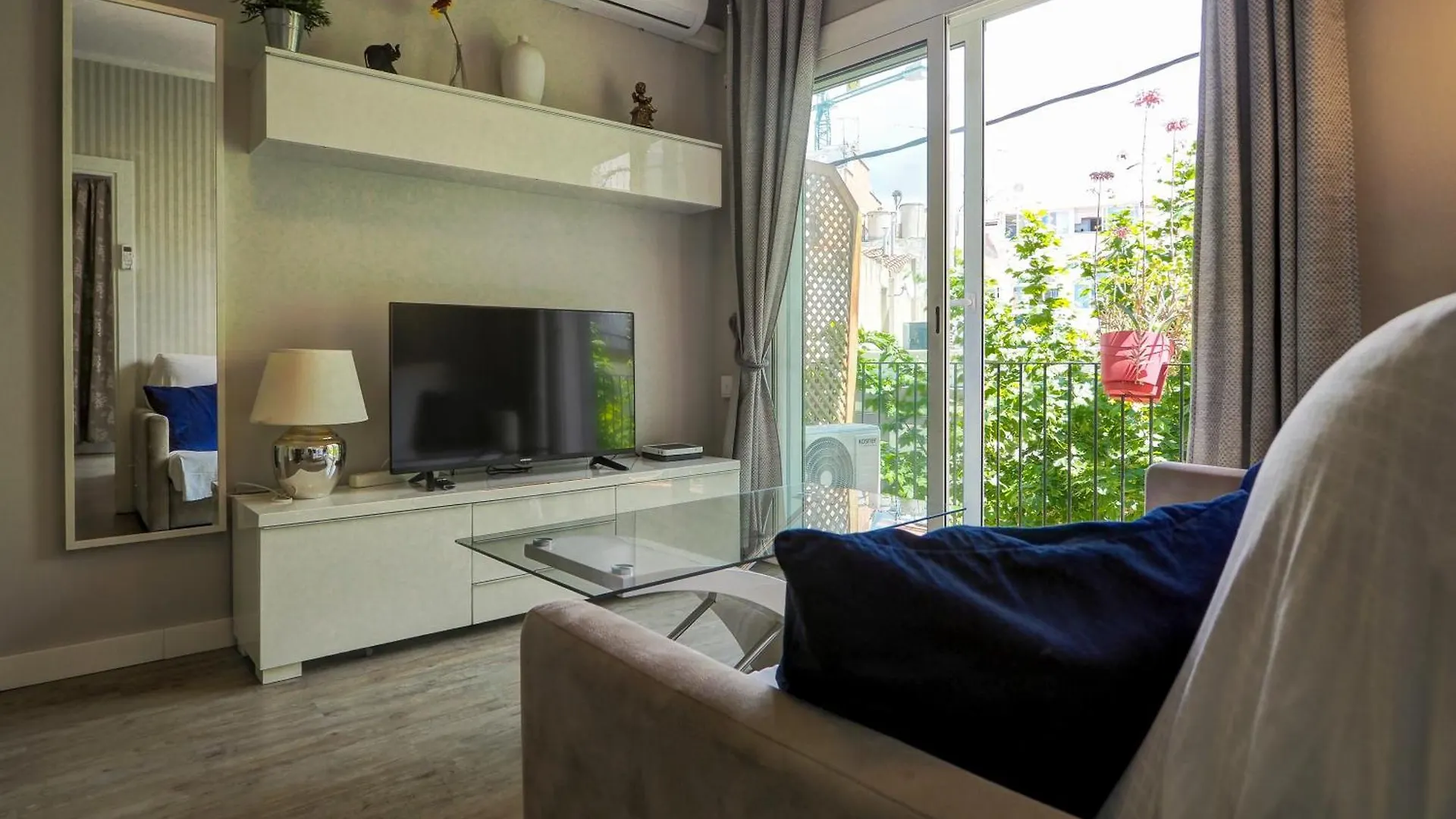 Pura Vida Apartment By Hello Homes Sitges