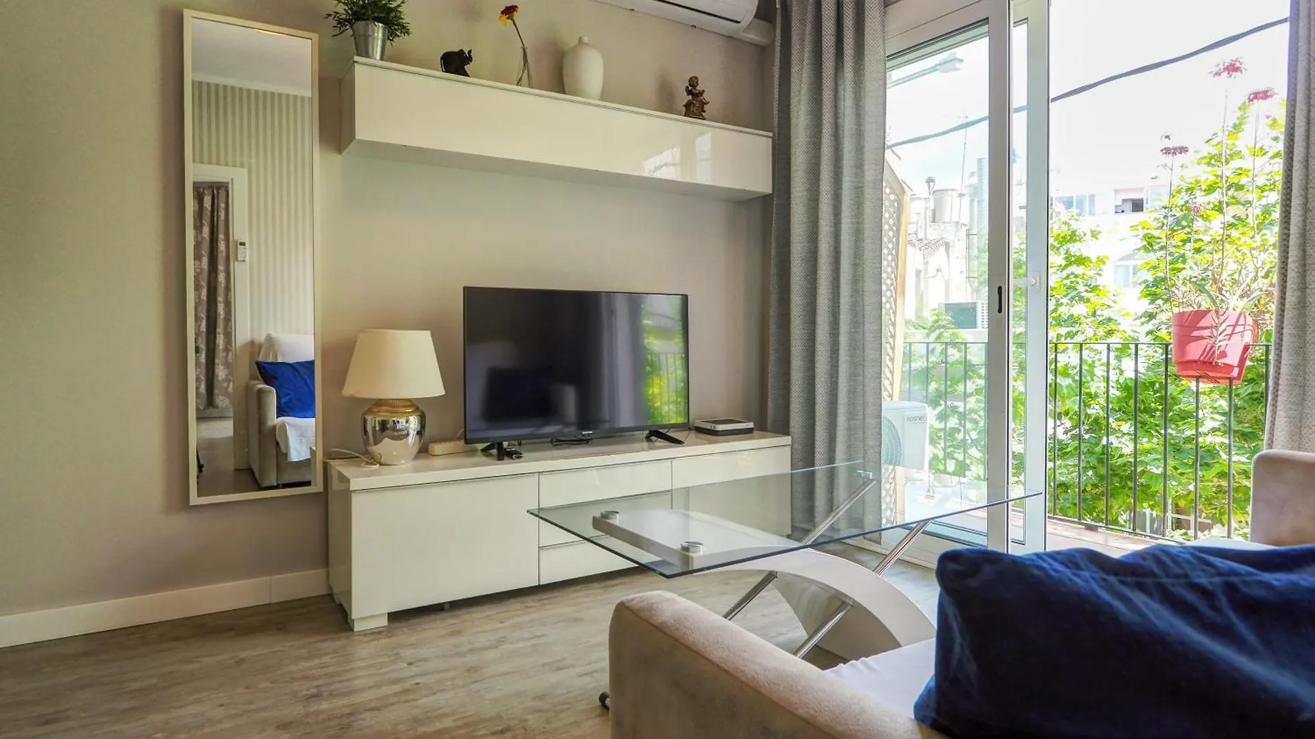 Pura Vida Apartment By Hello Homes Sitges
